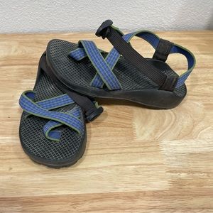Chaco size 7 womens